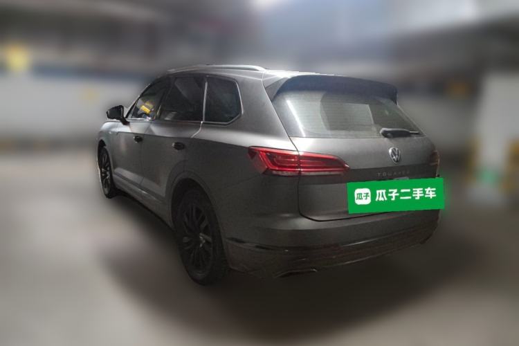 Used Volkswagen Touareg 2021 2.0 TSI Ruiyi Edition Rear Left 45 Deg