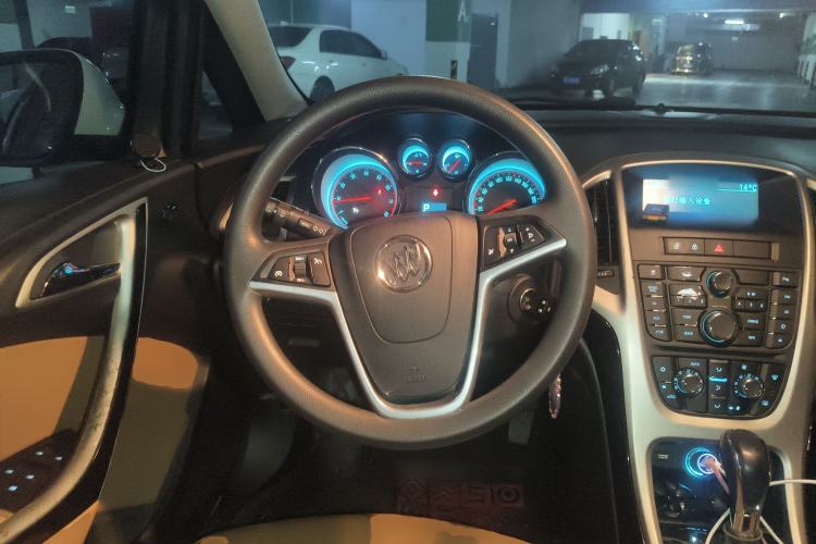 Used Buick GT 2013 GT 1.6T Automatic Fashion Sport Edition