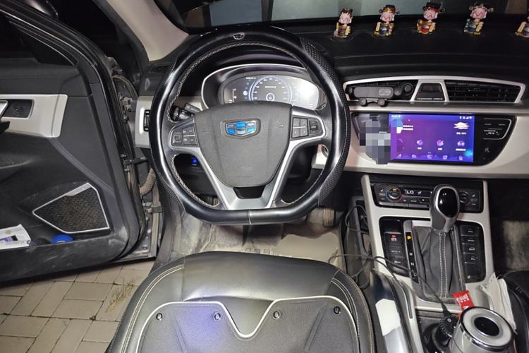 Used Geely Auto Emgrand X7 Sport 2018 1.8TD Automatic Two-Wheel Drive Smart 4G Connected Version Steering Wheel