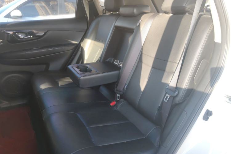 Used Nissan X-Trail 2019 2.0L CVT Smart Connect Comfort Edition 2WD
