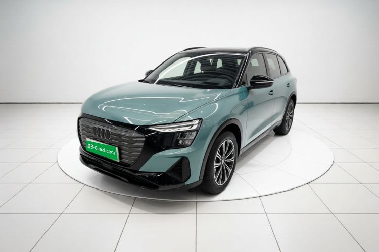 Used Audi Q5 e-tron 2023 40 e-tron Shining Edition Brocade Suit