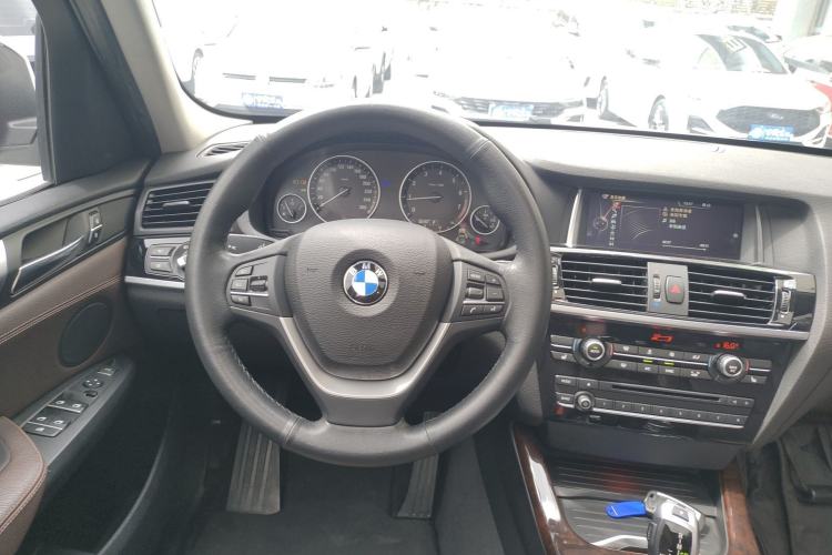 Used BMW X3 2014 xDrive20i X Design Package Steering Wheel