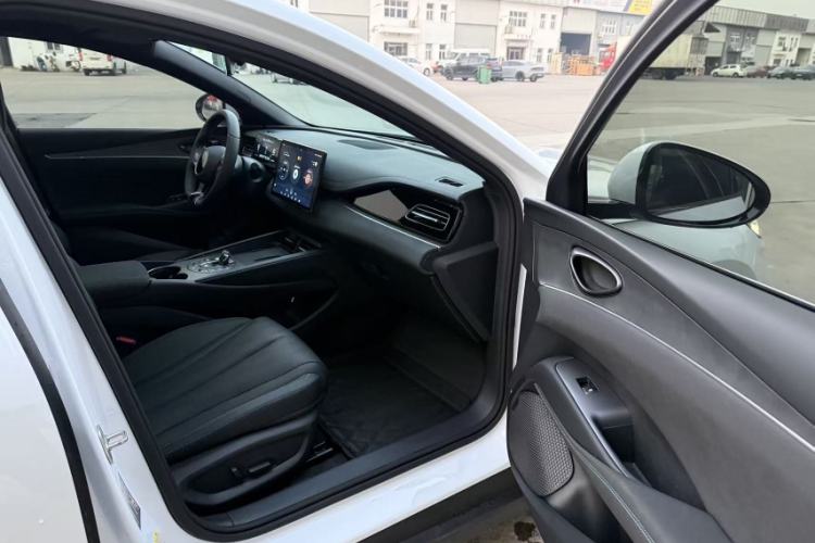 Used BYD Seal 06 New Energy 2024 DM-i 120KM Luxury Model
