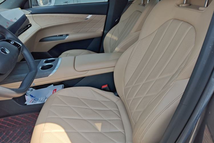 Used CHANGAN CS75 PLUS 2025 4th Generation 1.5T New Blue Whale Smart Luxury Edition
