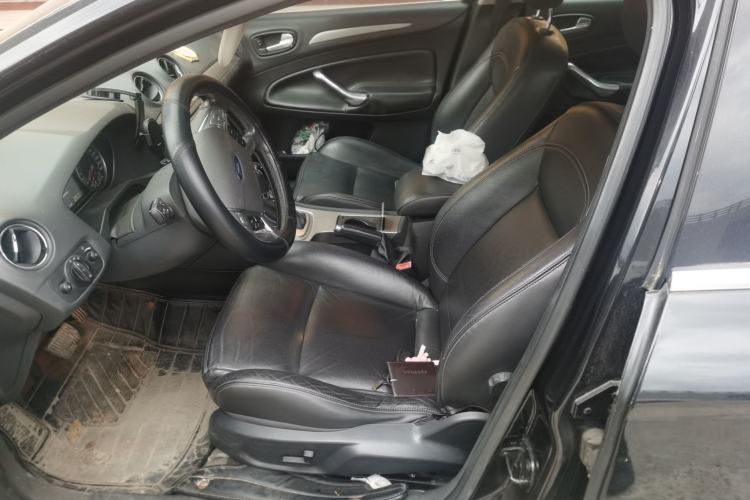 Used Ford Mondeo 2011 2.0L GTDi 200 Luxury Edition Left Front Seat