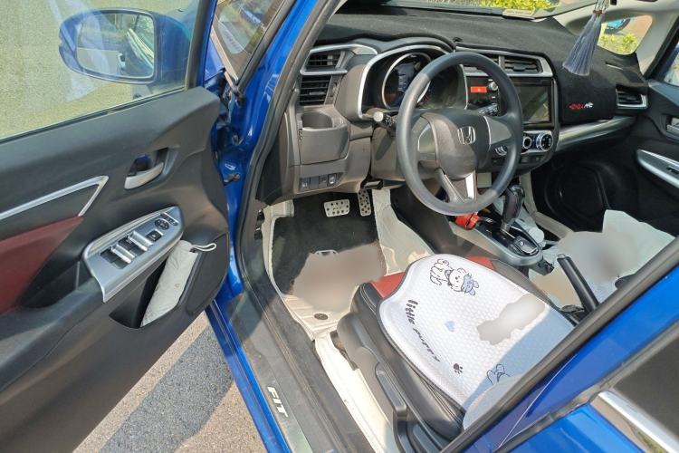 Used Honda Fit 2016 1.5L LX CVT Comfort Model
