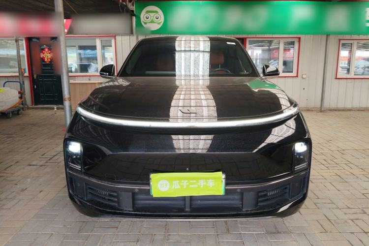 Used Li Auto L8 2023 Pro Model
