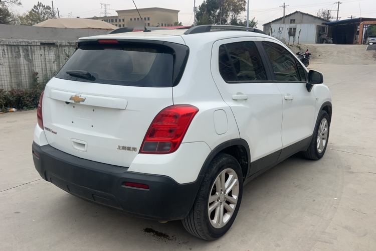 Used Chevrolet Trax 2016 1.4T Manual Two-Wheel Drive Comfort Version with Sunroof