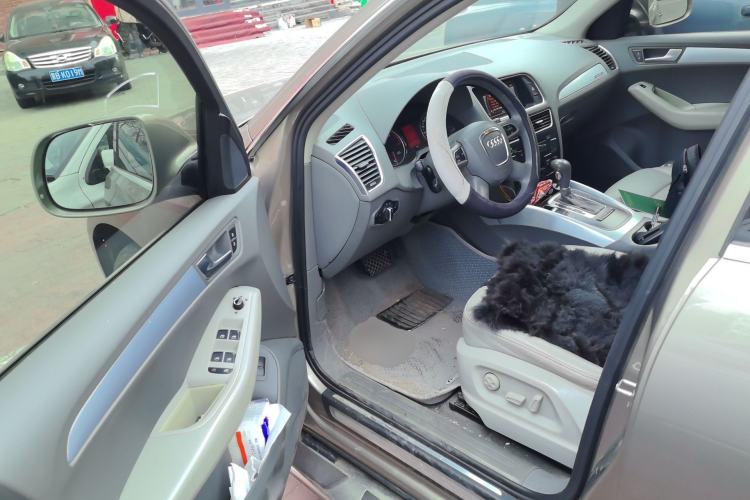 Used Audi Q5 2012 2.0TFSI Technology Model Driver Seat