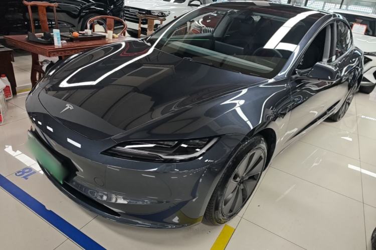 Used Tesla Model 3 2025 Rear-Wheel-Drive Version