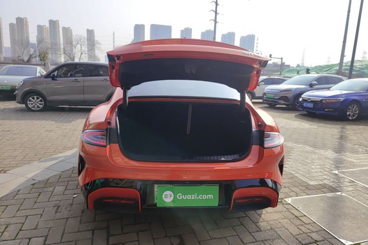 Used Xiaomi Auto SU7 2024 Four-Wheel Drive Ultra-Long Range Advanced Intelligent Driving Max Edition