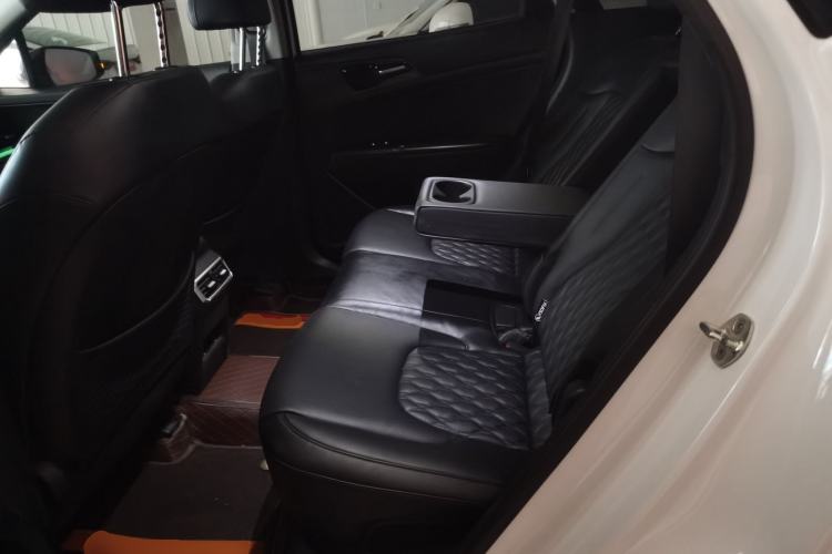 Used Kia Sportage (Chinese Domestic Model) 2023 2.0T Two-Wheel Drive Flagship Edition
