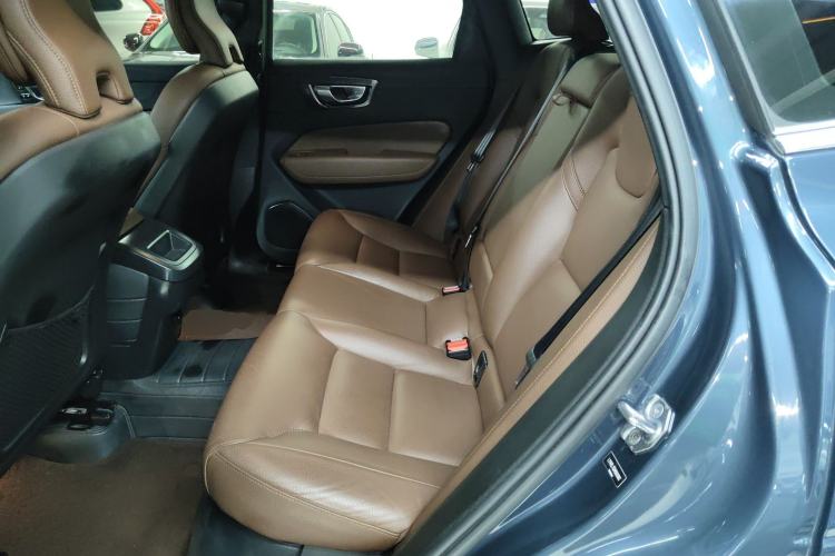 Used Volvo XC60 2022 B5 4x4 Smart Luxury Edition
