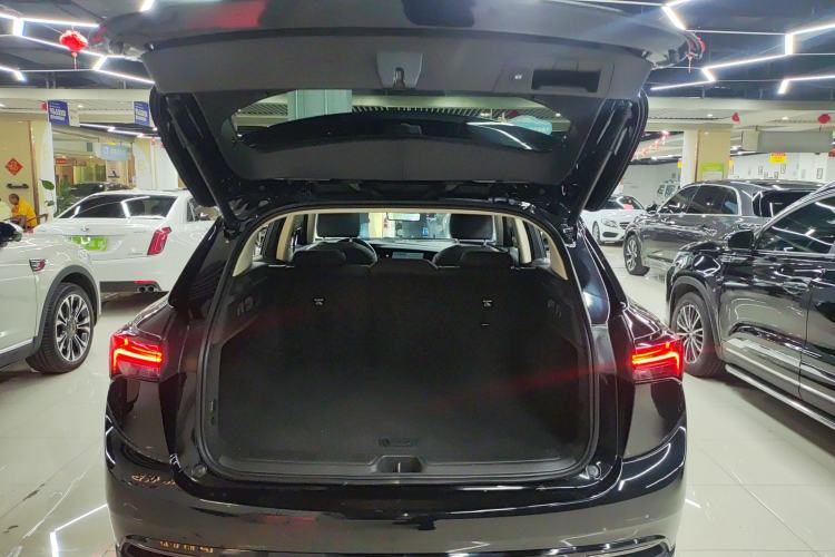 Used Buick Envision 2023 Encore S GS Four-Wheel Drive Sport Model Trunk