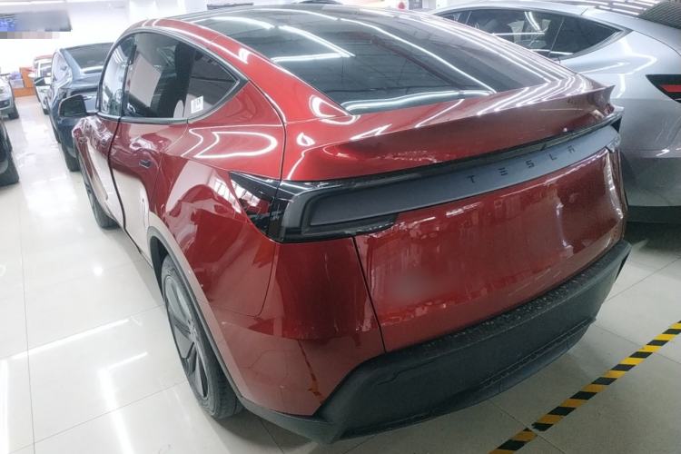 Used Tesla Model Y 2025 Rear-Wheel-Drive Version
