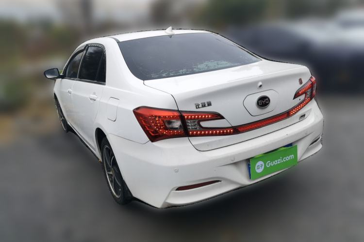 Used BYD Qin New Energy 2014 1.5T Flagship Model
