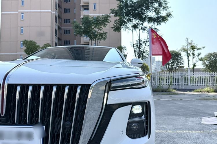 Used Hongqi H5 2023 1.5T HEV Smart Connect Flagship Edition Exterior 9