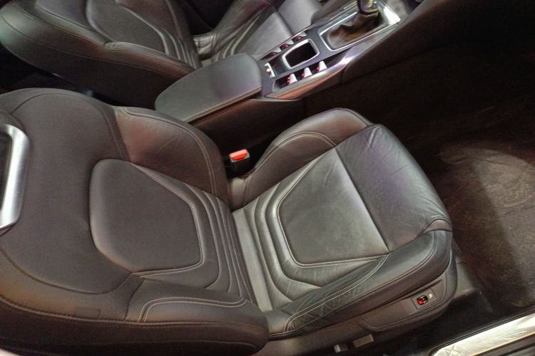 Used DS 5 2014 1.6T Luxury Edition THP160
