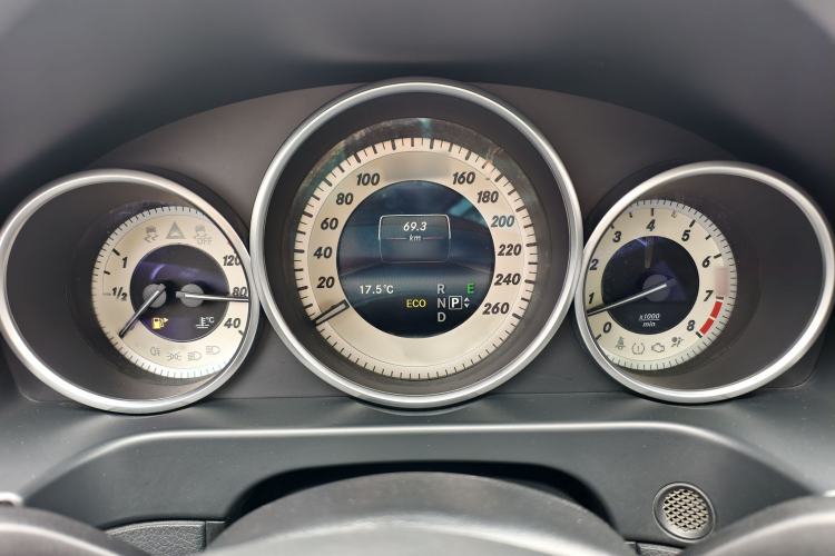 Used Mercedes-Benz E-Class 2015 Facelift E 200 L Sport Edition