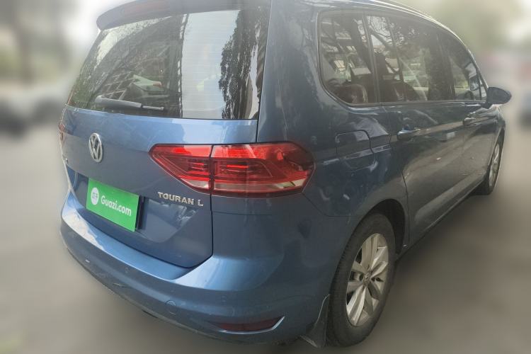 Used Volkswagen Touran 2016 Volkswagen Touran L 280TSI DSG Comfort Edition Rear Right 45 Deg