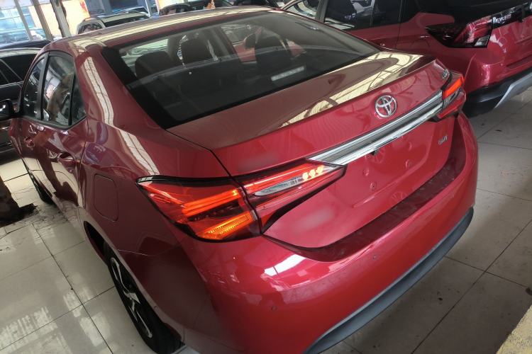 Used Toyota Levin 2017 Revised 185T CVT Elite Edition China V Standard Rear Left 45 Deg