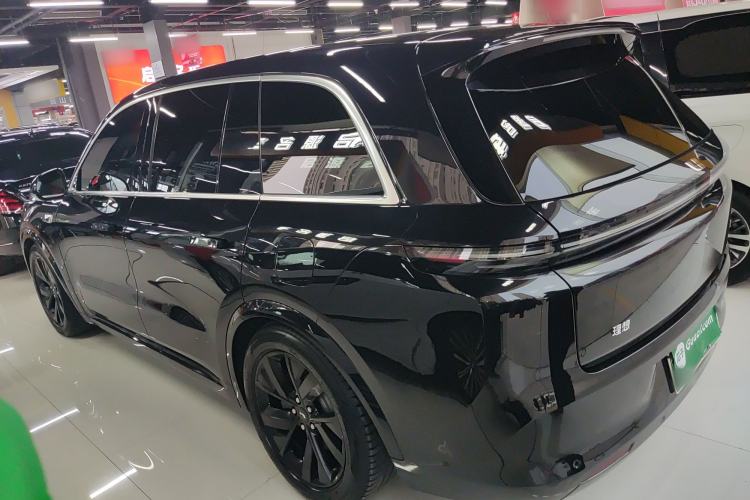 Used Li Auto L8 2023 Pro Model Exterior 2
