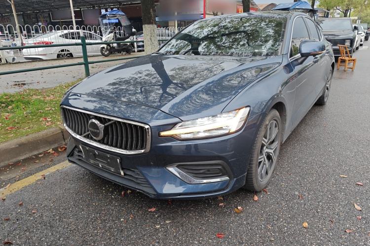 Used Volvo S60 2023 B4 Zhiyi Luxury Edition