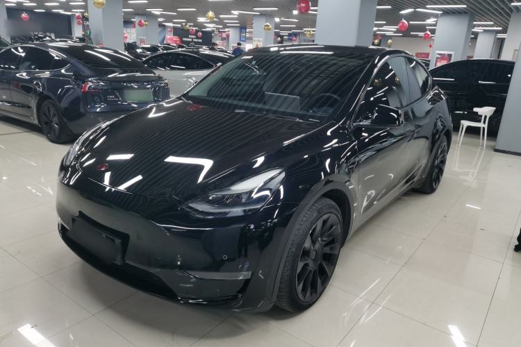 Used Tesla Model Y 2022 Long-Range All-Wheel-Drive Version