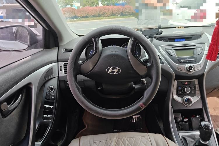 Used Hyundai Elantra (5th Generation / Langdong) 2015 1.6L Manual Fashion Edition
