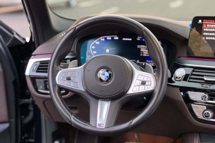 Used BMW 5 Series 2023 530Li Luxury Edition M Sport Package