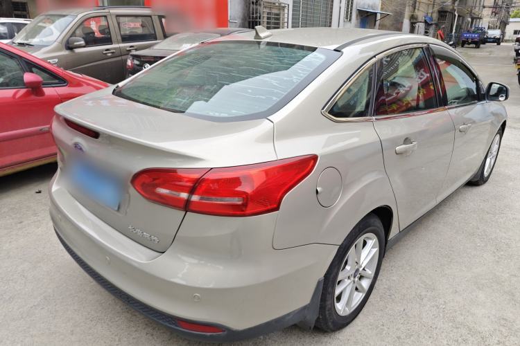 Used Ford Focus 2017 Sedan 1.6L Manual Fashion Edition Smart Drive Version