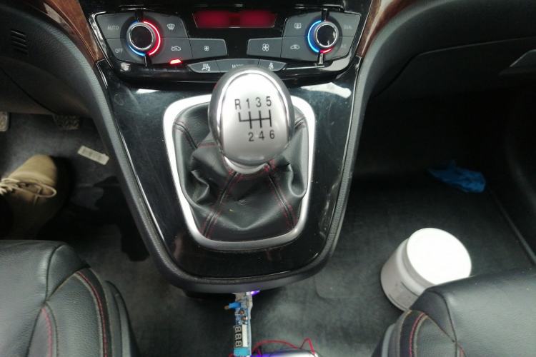 Used Haval H6 2014 Sport Edition 2.0T Diesel Manual 4x4 Prestige Version
