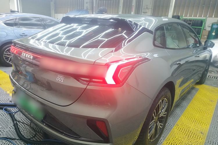 Used Zeekr 001 2025 WE Edition 100 kWh Rear-Wheel Drive