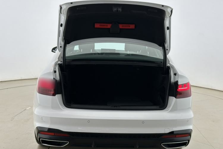 Used Audi A4L 2024 40 TFSI Luxury Dynamic Edition
