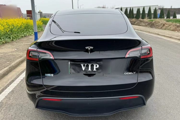 Used Tesla Model Y 2022 Rear-Wheel-Drive Version
