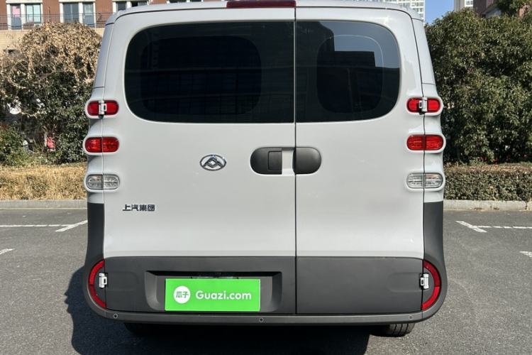 Used SAIC MAXUS Dana V1 2025 V1+ Short Wheelbase Low-Roof Multi-Function Version (42 kWh)