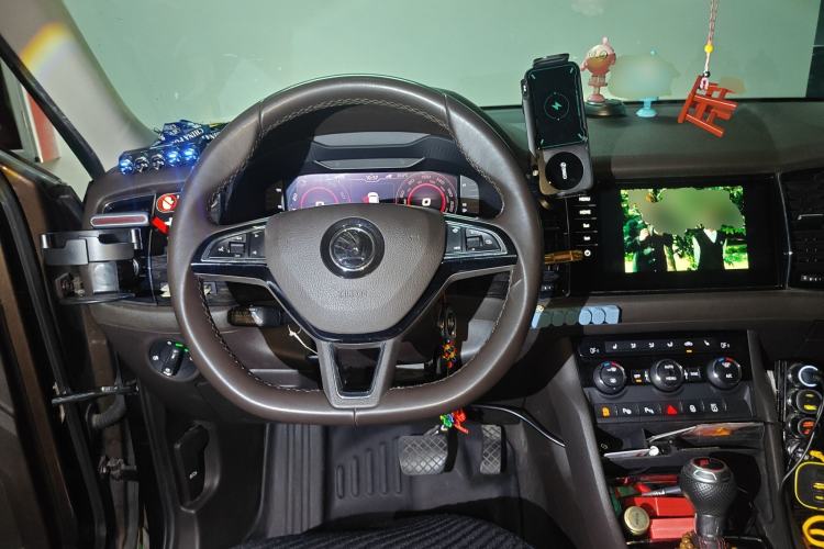 Used Skoda Kodiaq 2019 Facelifted TSI380 7-Seater All-Wheel-Drive Flagship Version China VI Standard
