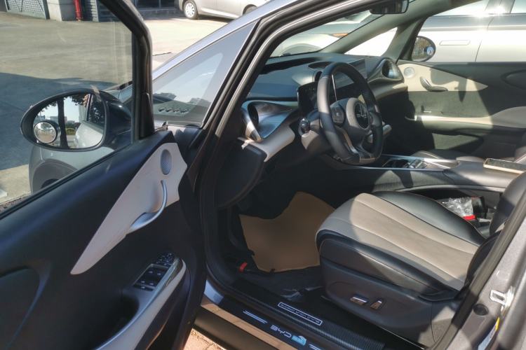 Used BYD Dolphin 2023 420 km Fashion Edition Driver Seat