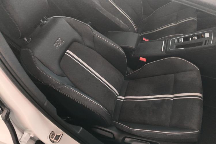 Used Volkswagen Golf 2023 280TSI DSG R-Line Lite Right Front Seat