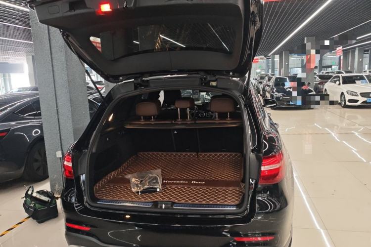 Used Mercedes-Benz GLC 2019 GLC 260 L 4MATIC Dynamic Model