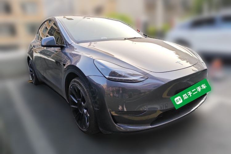 Used Tesla Model Y 2022 Long-Range All-Wheel-Drive Version

