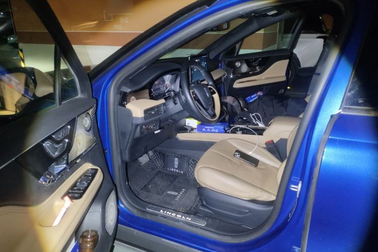 Used Lincoln Corsair 2021 2.0T Two-Wheel-Drive Luxury Edition
