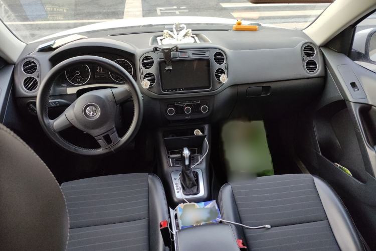 Used Volkswagen Tiguan L 2016 280TSI Automatic Two-Wheel-Drive Silk Road Style Edition
