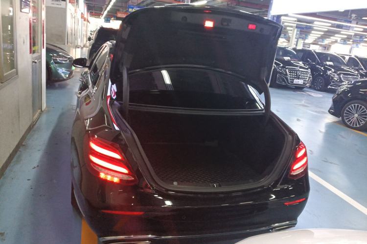 Used Mercedes-Benz E-Class 2017 E 300 L Luxury Model
