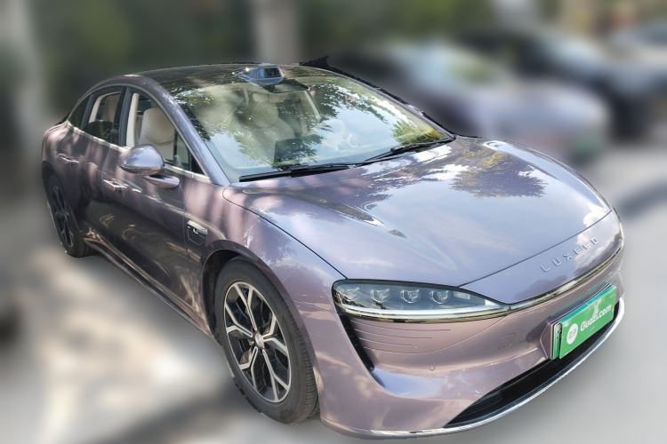 Used Hima Luxeed S7 2025 855 km Max