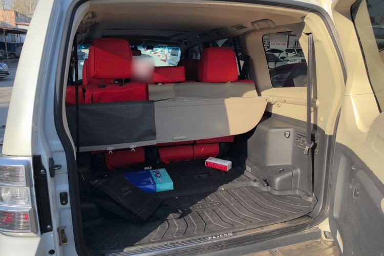 Used Mitsubishi Pajero 2019 3.0L Automatic Prestige Edition
