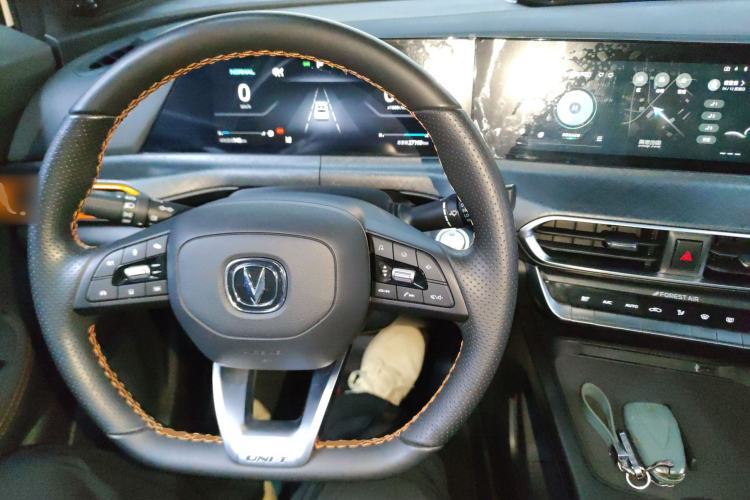 Used CHANGAN UNI-T 2022 1.5T Sport Edition Premium Version Center Console