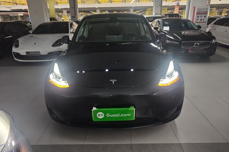 Used Tesla Model Y 2024 Rear-Wheel-Drive Version Front