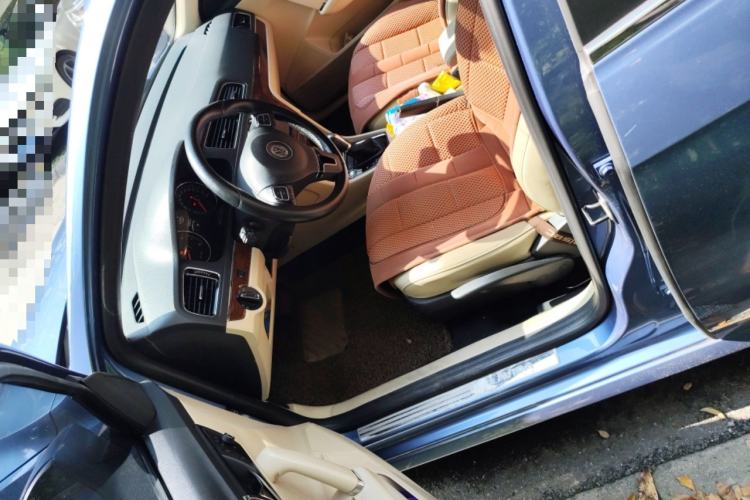 Used Volkswagen Lavida 2013 Revised Version 1.6L Automatic Luxury Edition
