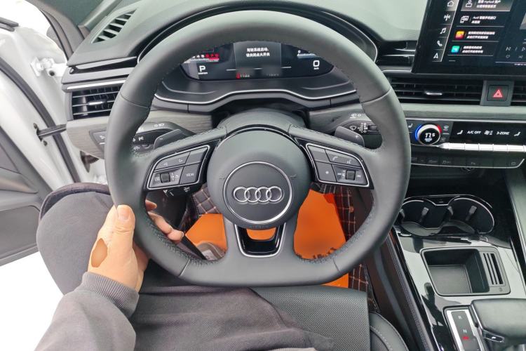 Used Audi A4L 2023 40 TFSI Luxury Dynamic Model